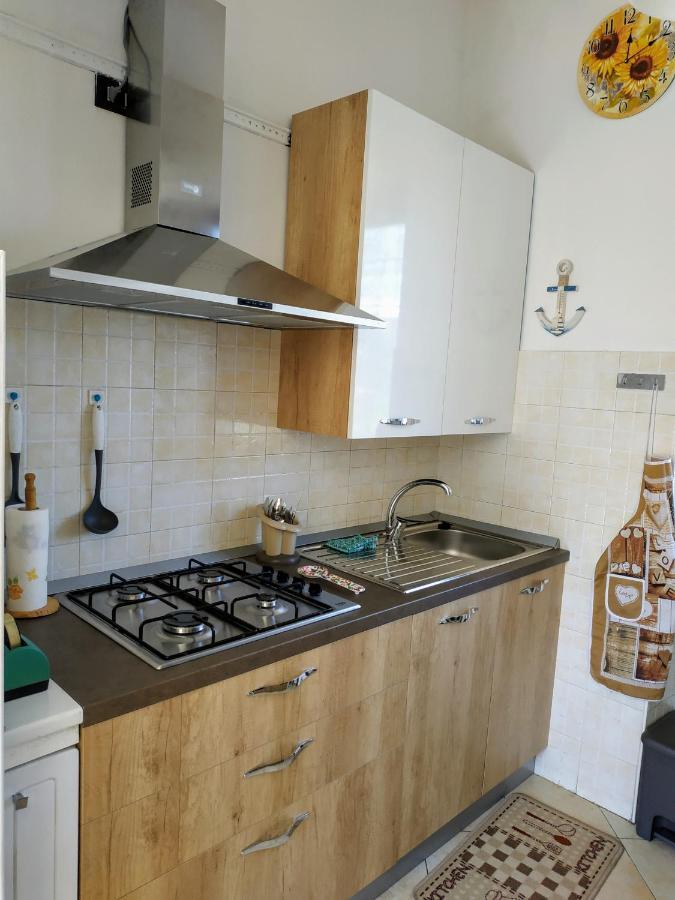 Casa Marina Apartment แวร์บาเนีย ภายนอก รูปภาพ