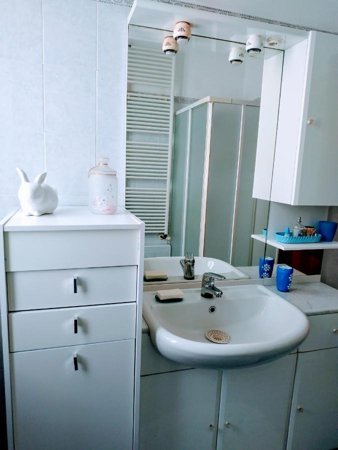 Casa Marina Apartment แวร์บาเนีย ภายนอก รูปภาพ